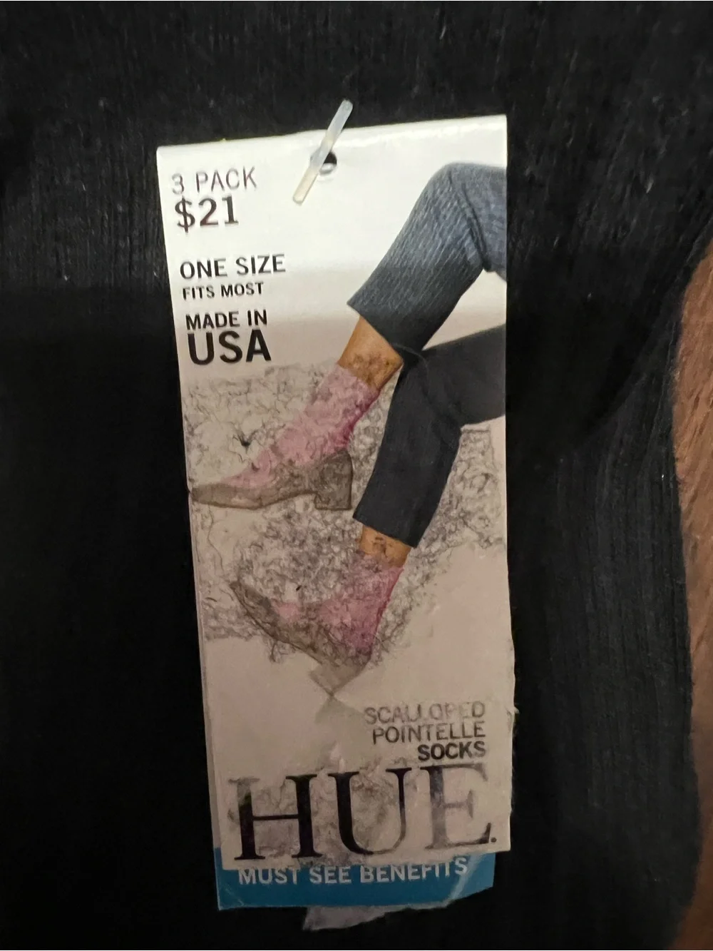 Hue Womens 3 Pk Scalloped Pointelle Crew Socks 2 Black/1 White One Size MSRP $21